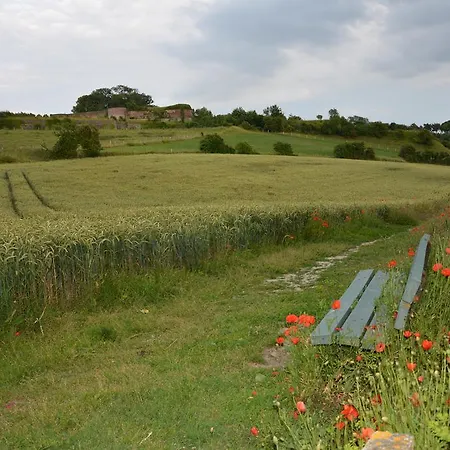 D'hotes, La Petite Madeleine Ferienhaus La Madelaine-sous-Montreuil