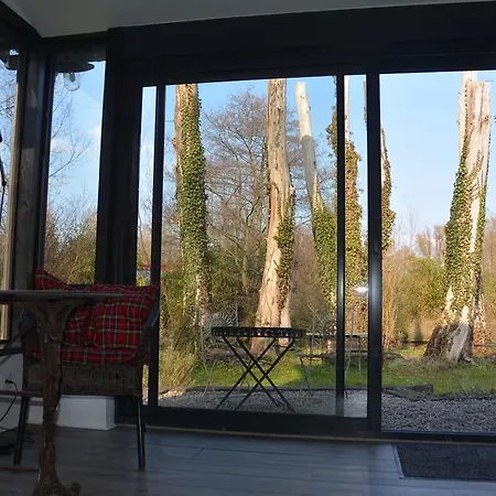 D'hotes, La Petite Madeleine Ferienhaus La Madelaine-sous-Montreuil